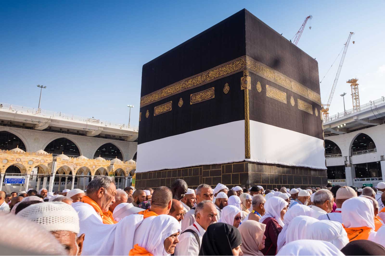 Pilgrims around kabah