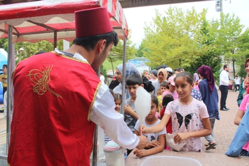 Play and Pray: Here is How Imam Drew Children to Mosque - About Islam