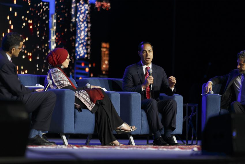 Bernie Sanders and Castro Bring Message to US Muslims at ISNA Convention - About Islam