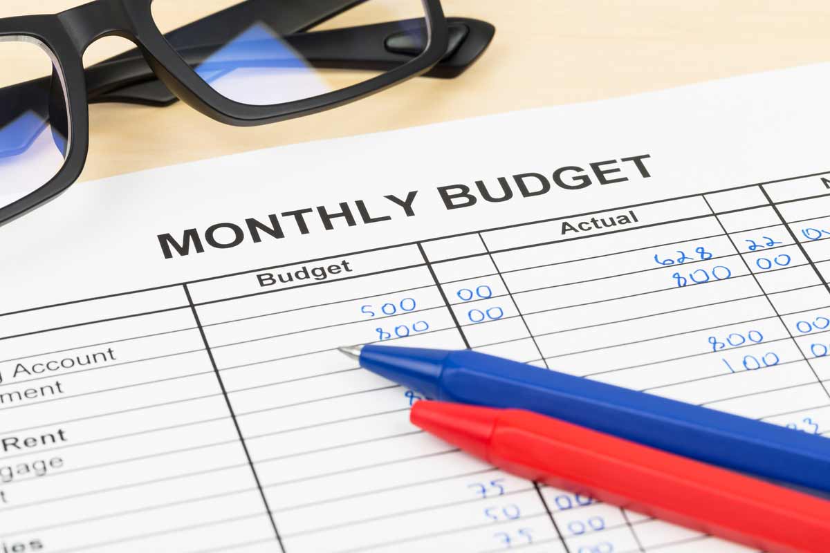 monthly budget sheet-Should a Husband Give His Wife Spending Money?