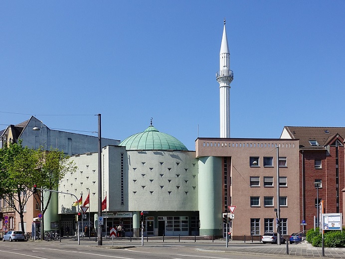 Muslims in Germany: Facts & Figures - About Islam