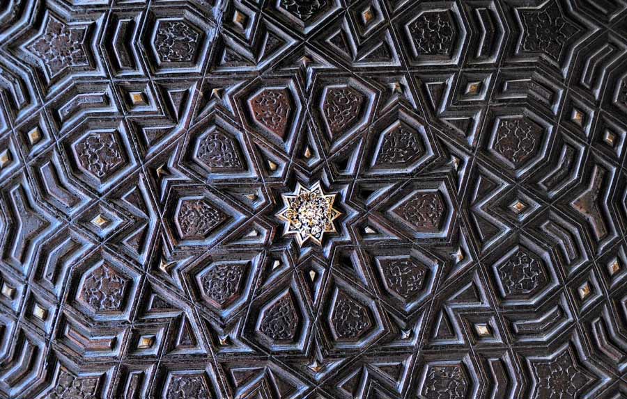 The Amazing Art of Islamic Geometric Designs