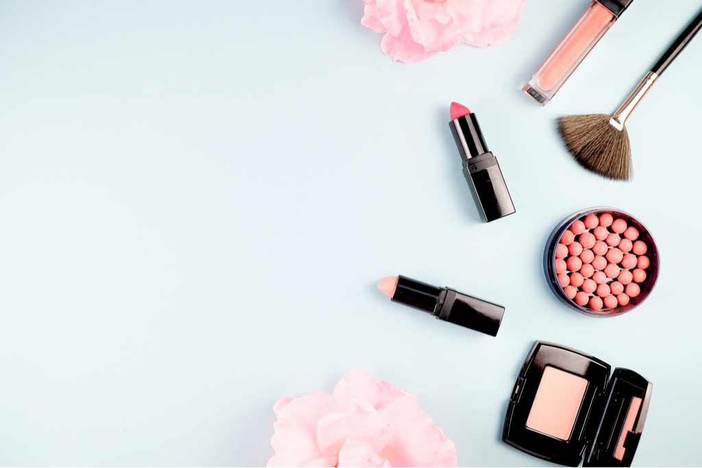 Between Two Extremes: My Conclusion on Wearing Make Up