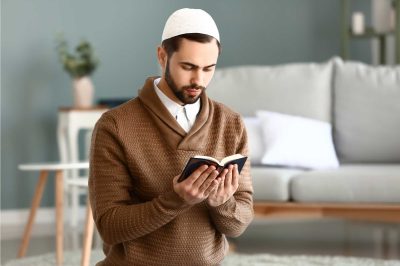 Reading Arabic Transliteration in Prayer: Allowed for Reverts?