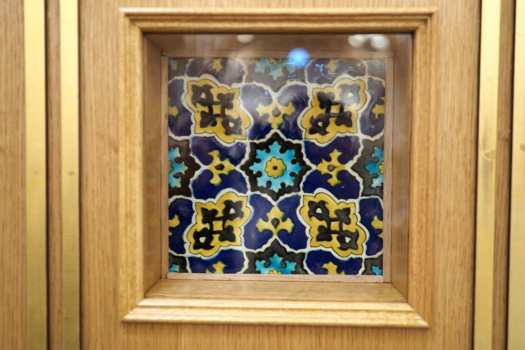 Cambridge Mosque tiles