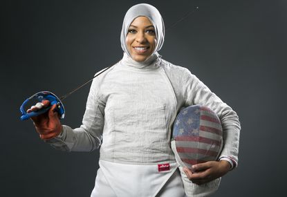 Ibtihaj Muhammad Success Inspires New Generation of Hijabi Fencers - About Islam