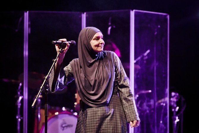 Irish singer Sinead O’Connor sported a hijab during a performance in London. Getty