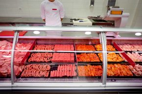 Can New Muslims Work Somewhere That Sells Pig Meat?