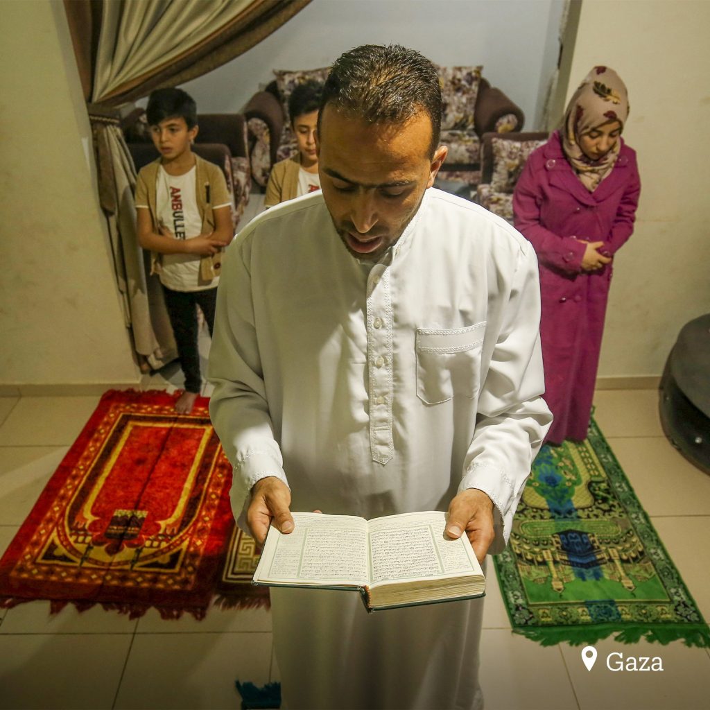Ramadan at Home: Photos of Muslims Praying Across the World - About Islam