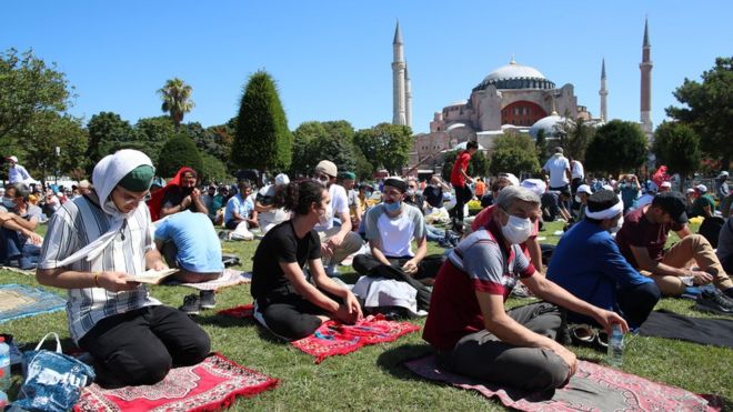 Hagia Sophia Mosque Hosts First Jum`ah Prayer in 86 Years - About Islam