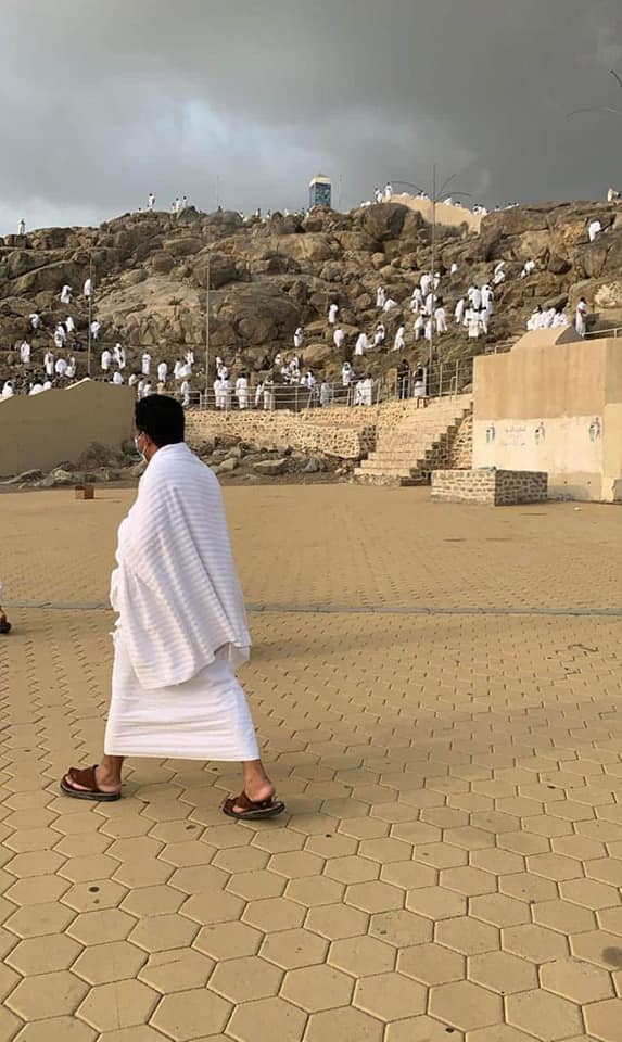 In Pictures: Pilgrims Converge on Arafat - About Islam