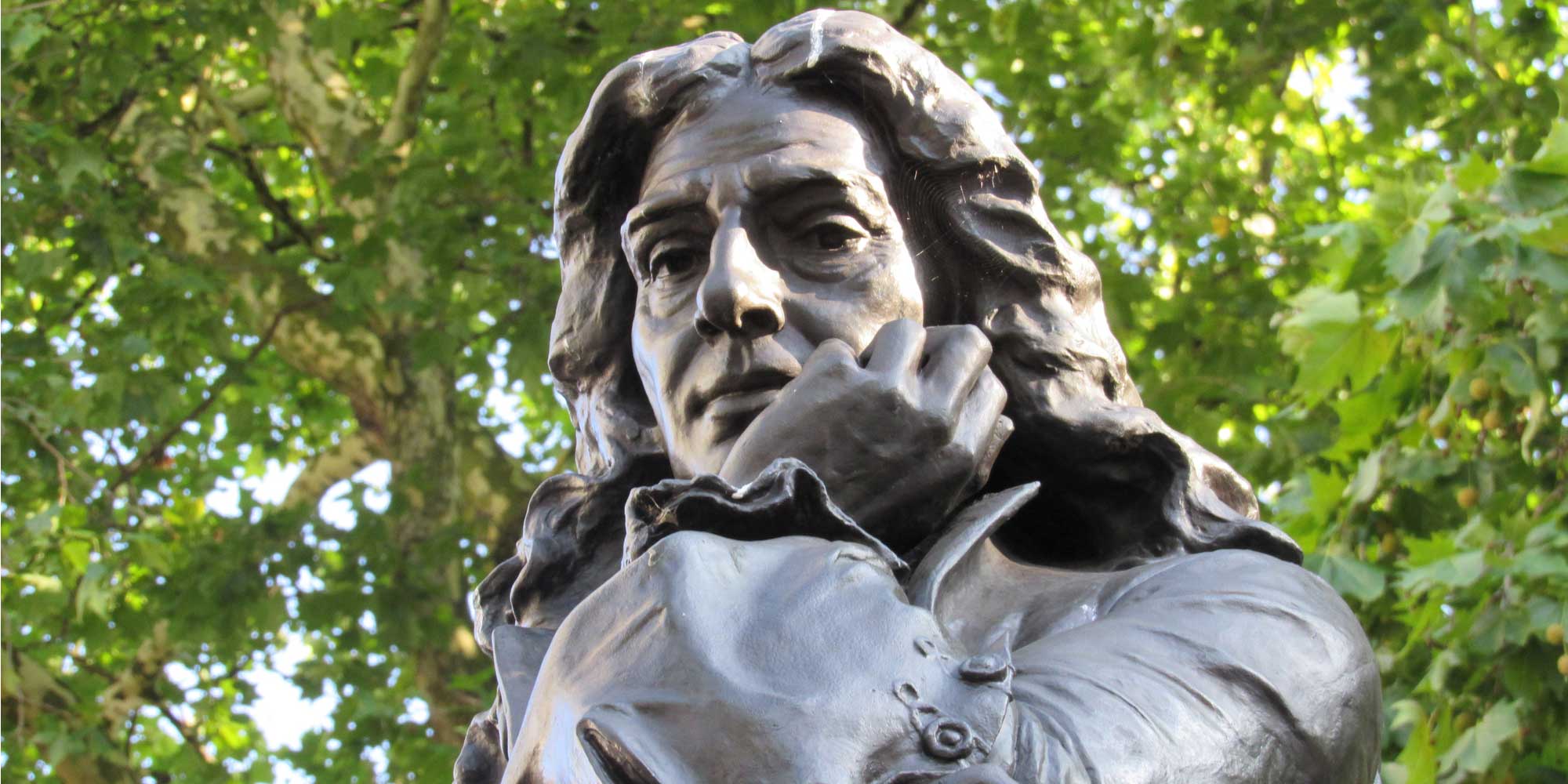 Is Erecting Statues Permissible in Islam? About Islam