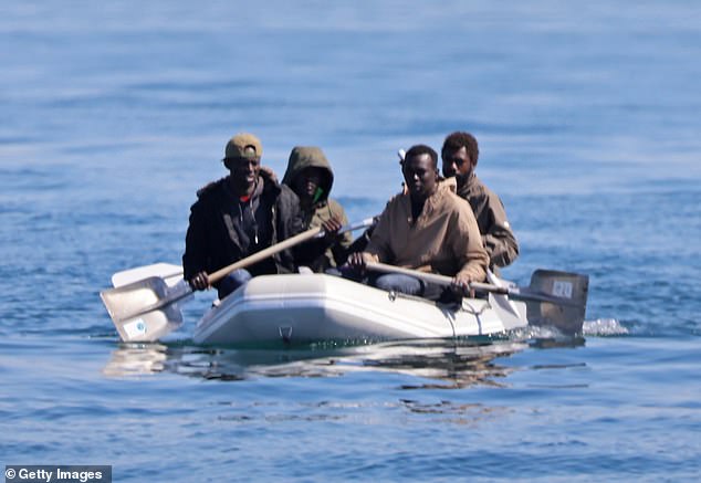 Plight of Refugees: Sudanese Boy, 16, Washed Up on French Coast - About Islam