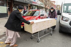 How Do Muslims Hold Funerals During COVID-19