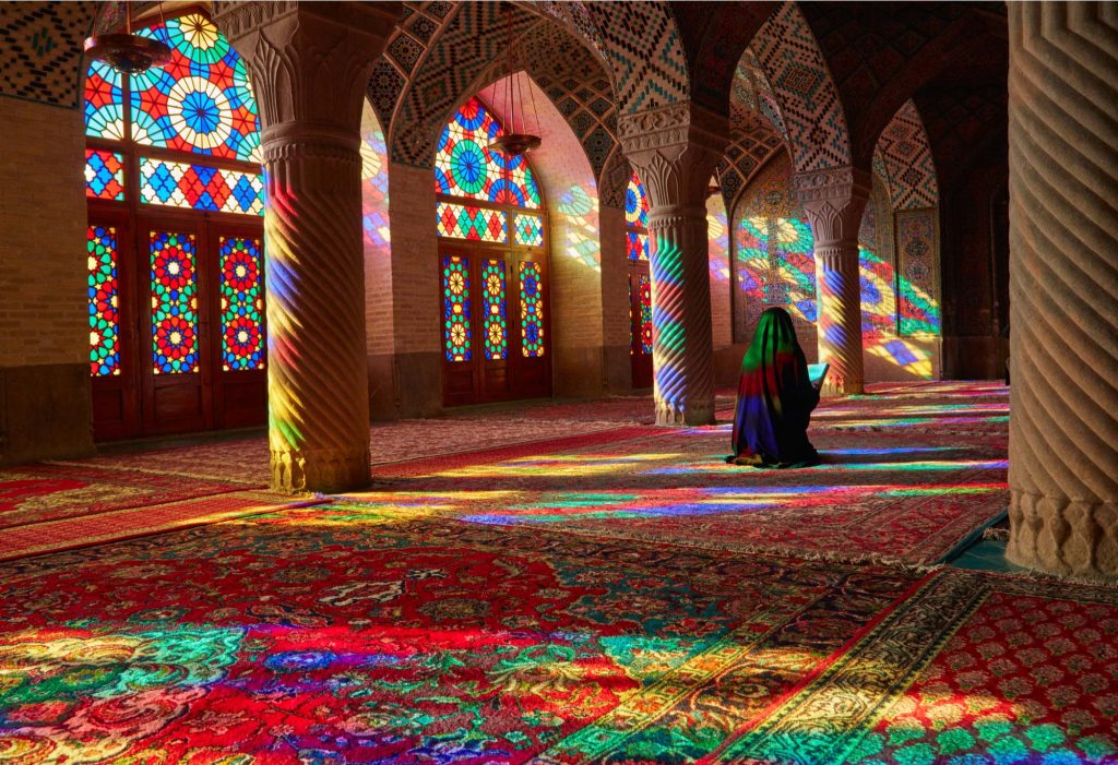 Here is One of World's Most Beautiful Mosques, with Its Whirling Colors - About Islam