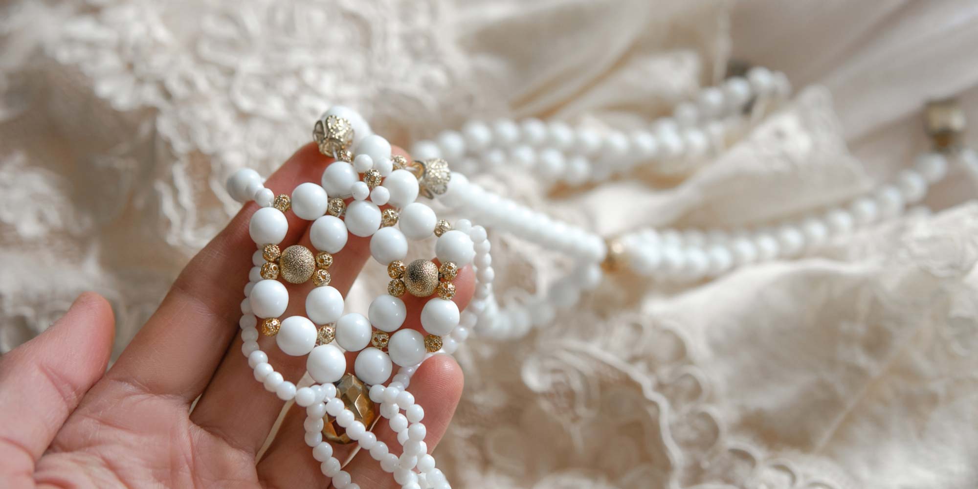 Love Story - White Pearl Necklace | eBay