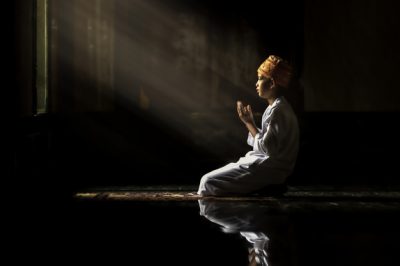 In Prayer, Do Surahs Have to Be Recited in Order?