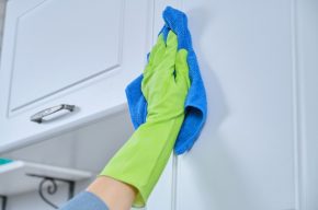 Who Does the Housework: Husband or Wife?