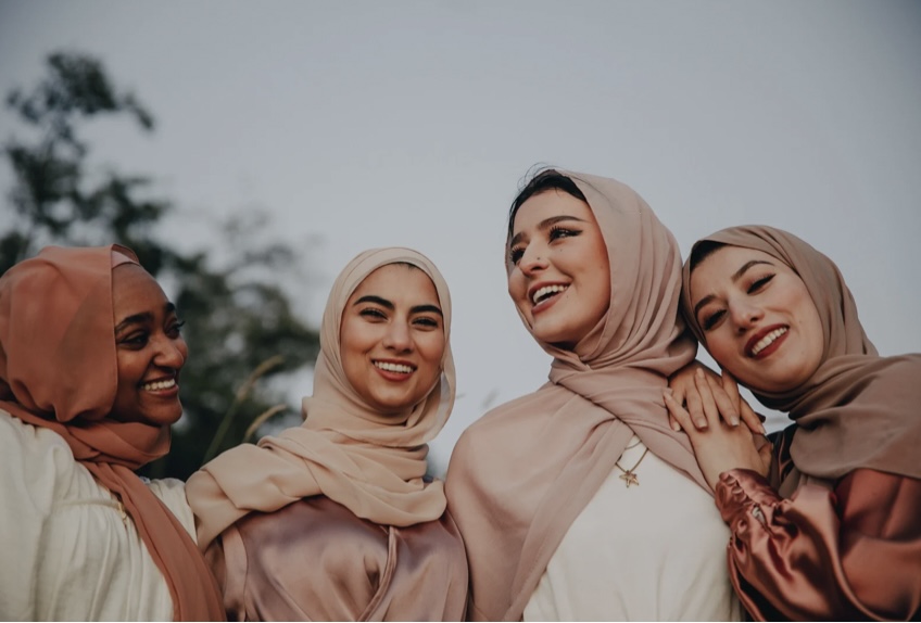 Celebrating Womanhood: Diversity of Women in the Quran - About Islam