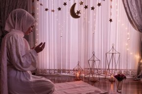 What Happens If You Get Your Period while Fasting?