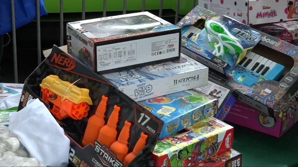 End of Ramadan: NY Muslims Hold Toy Giveaway Event  for Kids - About Islam