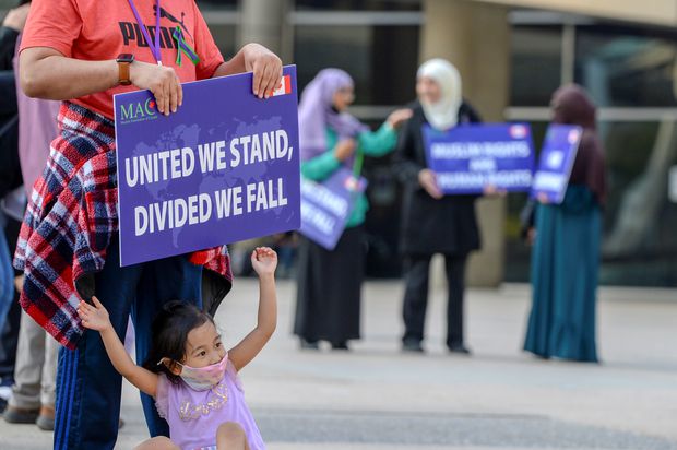 Ontario Offers $300,000 to Combat Islamophobia in Schools | About Islam