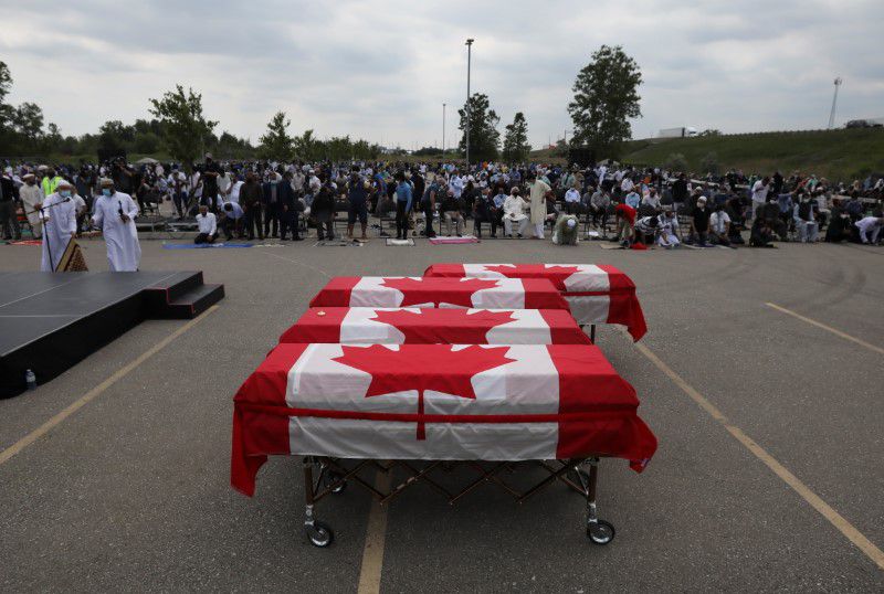 Muslim Victims of Truck Attack Given Farewell by Grieving Canadians - About Islam