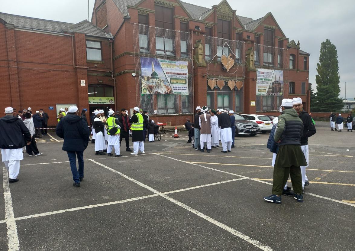 Bolton Muslims Parade to Mark Prophet’s Mawlid - About Islam