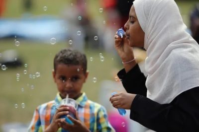 Ontario Muslim Parent Bridges Gap, Educates Students on Islam - About Islam