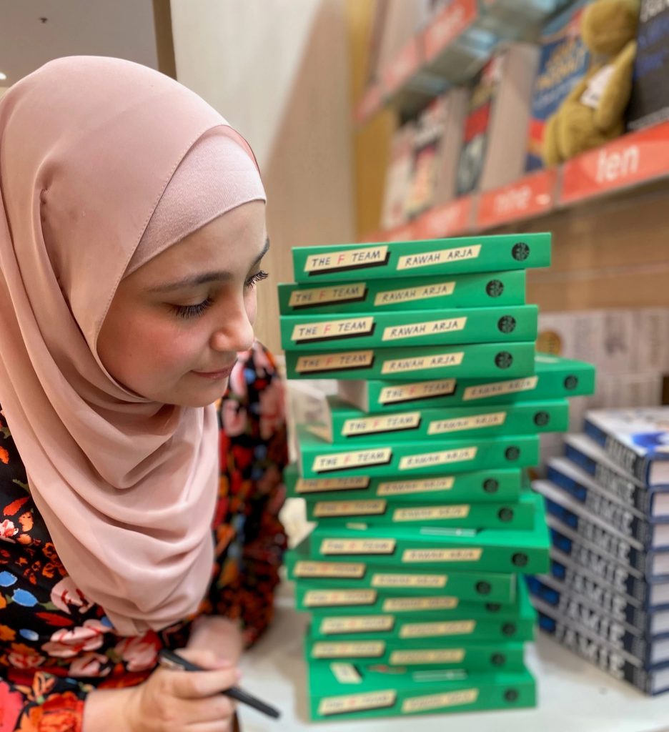 Growing up, Rawah Arja didn’t think reading was for her – until she found stories that shared her experiences. Source: Supplied/Rawah Arja