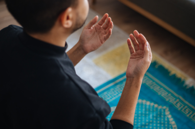 Mosque Is Faraway: Can I Pray at Home?