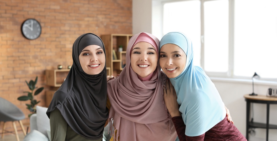 5 Ways Women’s Friendships are More Meaningful After Forty | About Islam