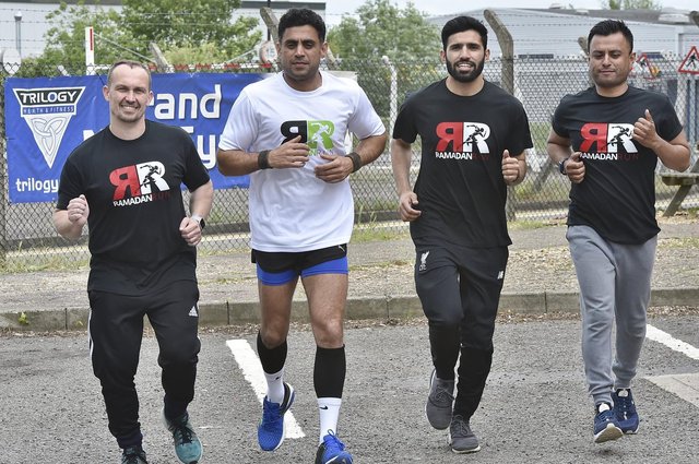 In 2019, Mahmood became the first person to run a marathon while fasting for Ramadan, raising £ 50,000 to build houses in Indonesia.
