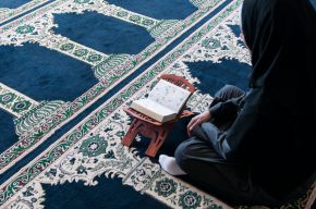 Can Women Do I`tikaf for a Short Time?
