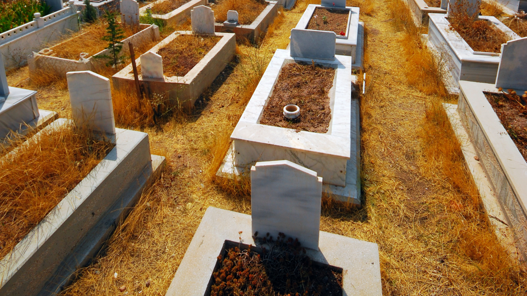 Muslim cemetery in turkey-Can the Deceased Hear Us at the Grave?