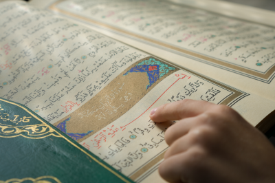 Can You Touch Books with Verses of Quran on Your Period?