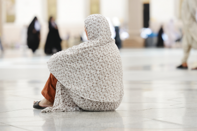 How Can Menstruating Women Perform Hajj?