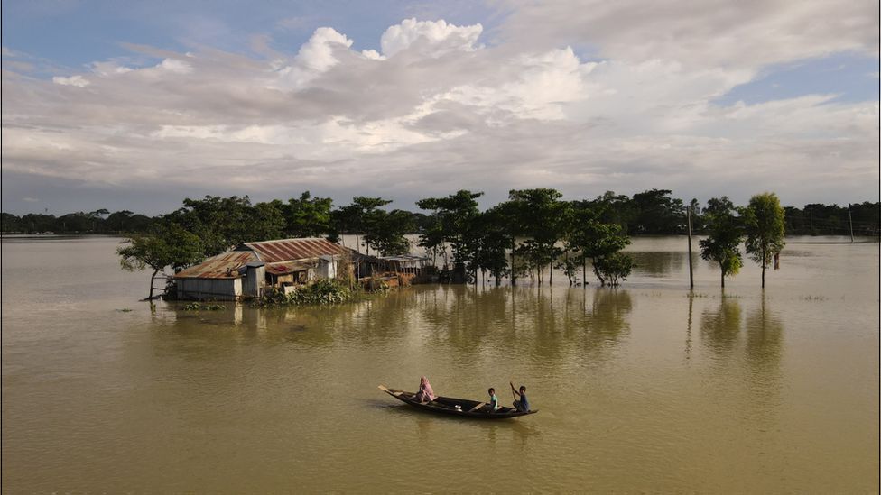 Bangladesh Flood: British Muslim Raises £20K to Help  Victims - About Islam