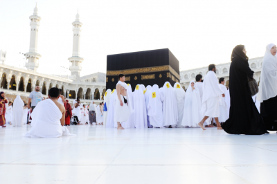 Islamic holy place-How Can a Woman Perform Hajj or Umrah without a Mahram? (Video)