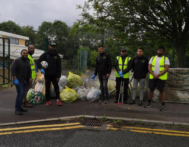 Muslim Volunteer Wants to Inspire Others to Keep His Town Clean - About Islam