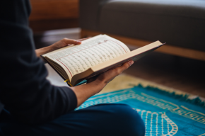 Muslim prayer at home-When to Resume Prayer after Miscarriage
