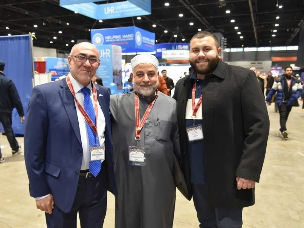 Volunteers Defy Cold for a Successful MAS-ICNA Convention - About Islam