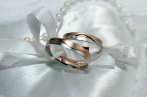 Wedding ring-Can You Convert to Islam to Marry Someone You Love?