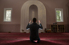 Muslim supplications-Can the Dead Hear Your Dua at the Graveyards?