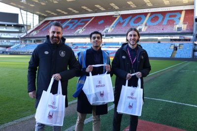 Islamic Relief Partners with Burnley FC to Hand Out 500 Food Packs - About Islam