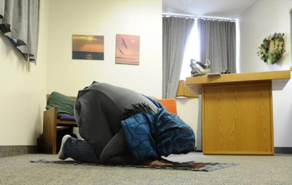 Cambridge Public Schools Create Spaces for Prayer - About Islam