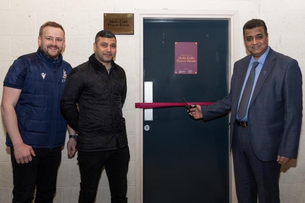 Bradford City Opens Multi-Faith Prayer Room - About Islam
