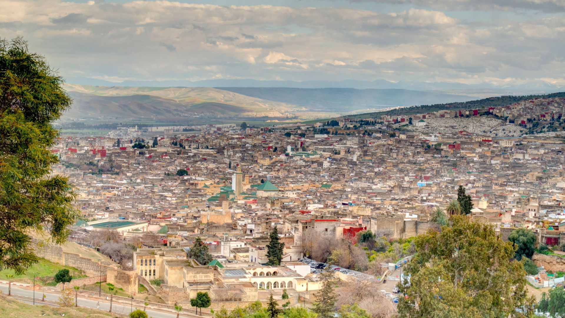 World’s First University Was Founded by A Muslim Woman About Islam