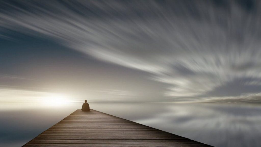 The Cure for Loneliness is the Embracing of Solitude - la cura de la soledad