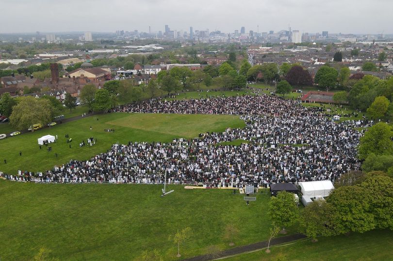 Thousands Expected at Birmingham Mega `Eid Prayer - About Islam